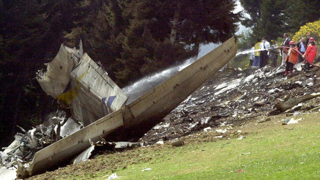 Restos del Jak-42 siniestrado en 2003. ARCHIVO