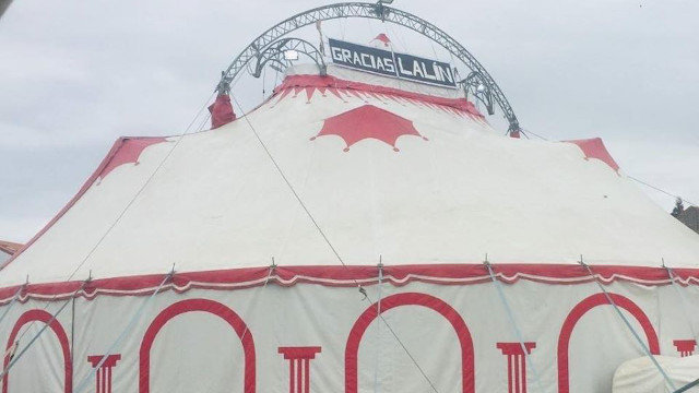 Carpa do Circo Olimpia en Lalín. FACEBOOK
