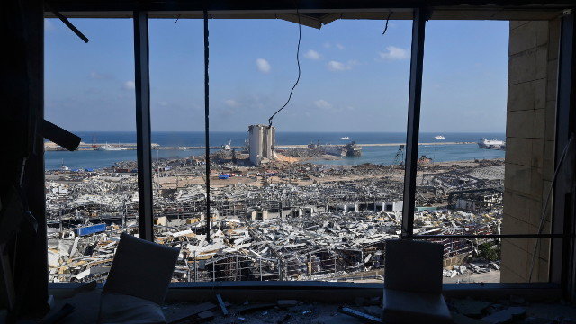 Estado en el que ha quedado el puerto de Beirut tras la explosión. WAEL HAMZEH (EFE)
