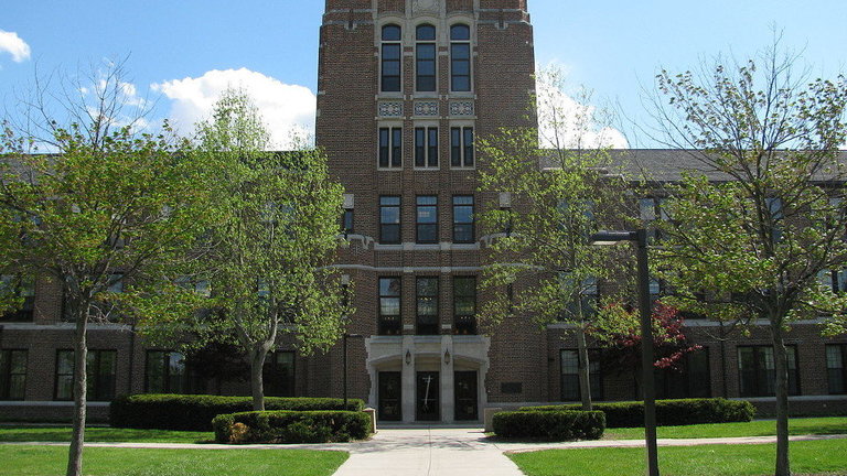 Universidad Central de Michigan. WIKIPEDIA
