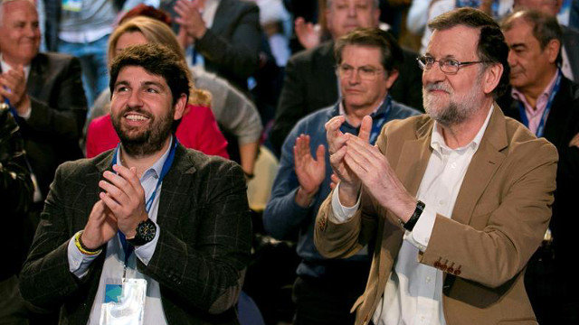 Rajoy, en el congreso del PP de Murcia. TAREK MOHAMED (EFE)