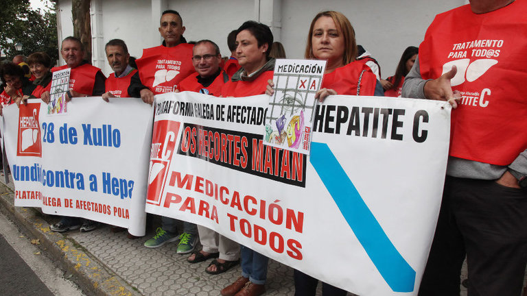 Protesta de la Plataforma Galega de Afectados pola Hepatite C. PEPE FERRÍN