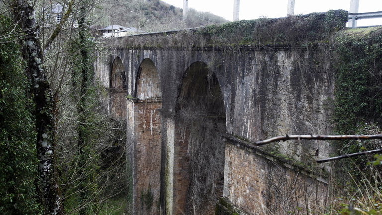 El puente de Cruzul. VICTORIA RODRÍGUEZ (AEP)