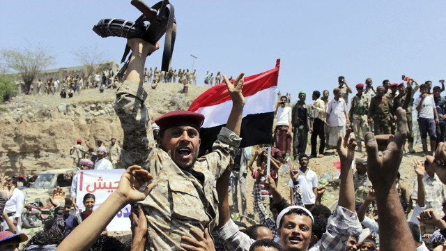 Soldados yemeníes, contra los que podría utilizar las armas Arabía Saudí. AEP