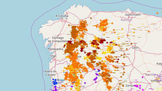 Mapa con los rayos caídos en Galicia durante el sábado