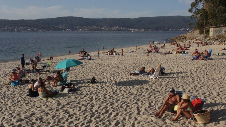 Los gallegos podrán disfrutar de una jornada más de playa