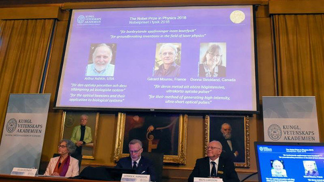 Retratos de los tres ganadores en la Real Academia de las Ciencias de Suecia. HANNA FRANZEN