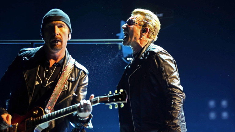 The Edge y Bono, durante un concierto de U2 en España. EFE
