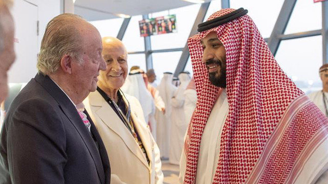 El Rey Juan Carlos se fotografía con el heredero saudí. EFE