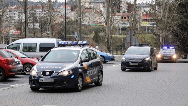 Patrullas de la Policía Nacional, en Ourense. BRAIS LORENZO