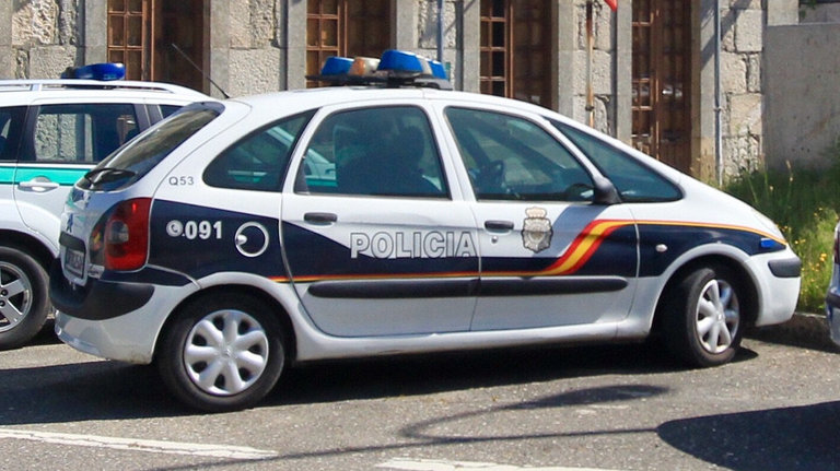 Vehículo de la Policía Nacional. RAFA FARIÑA