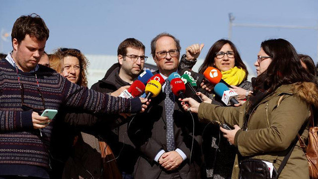 El presidente de la Generalitat, Quim Torra, a su salida este sábado del centro penitenciario de Soto del Real. JUAN CARLOS HIDALGO (EFE)