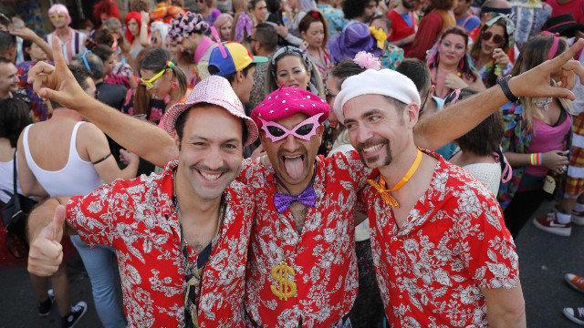 Participantes en la XX Fiesta Hortera de Porto do Son. LAVANDEIRA JR (EFE)