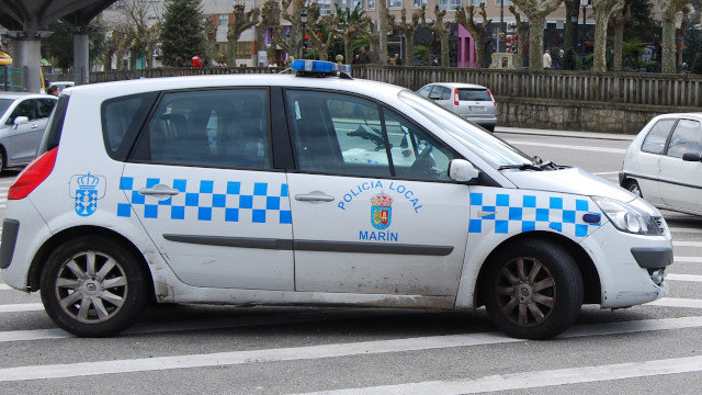 Vehículo da Policía Local de Marín. DP