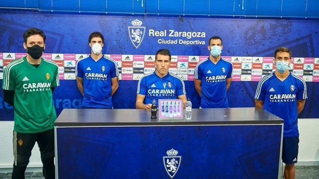 Lectura del comunicado del Real Zaragoza.EFE