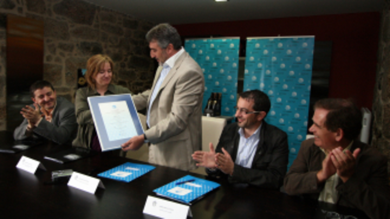 Entrega del sello de 'Galicia Calidade' a Vilarin-Valtea
