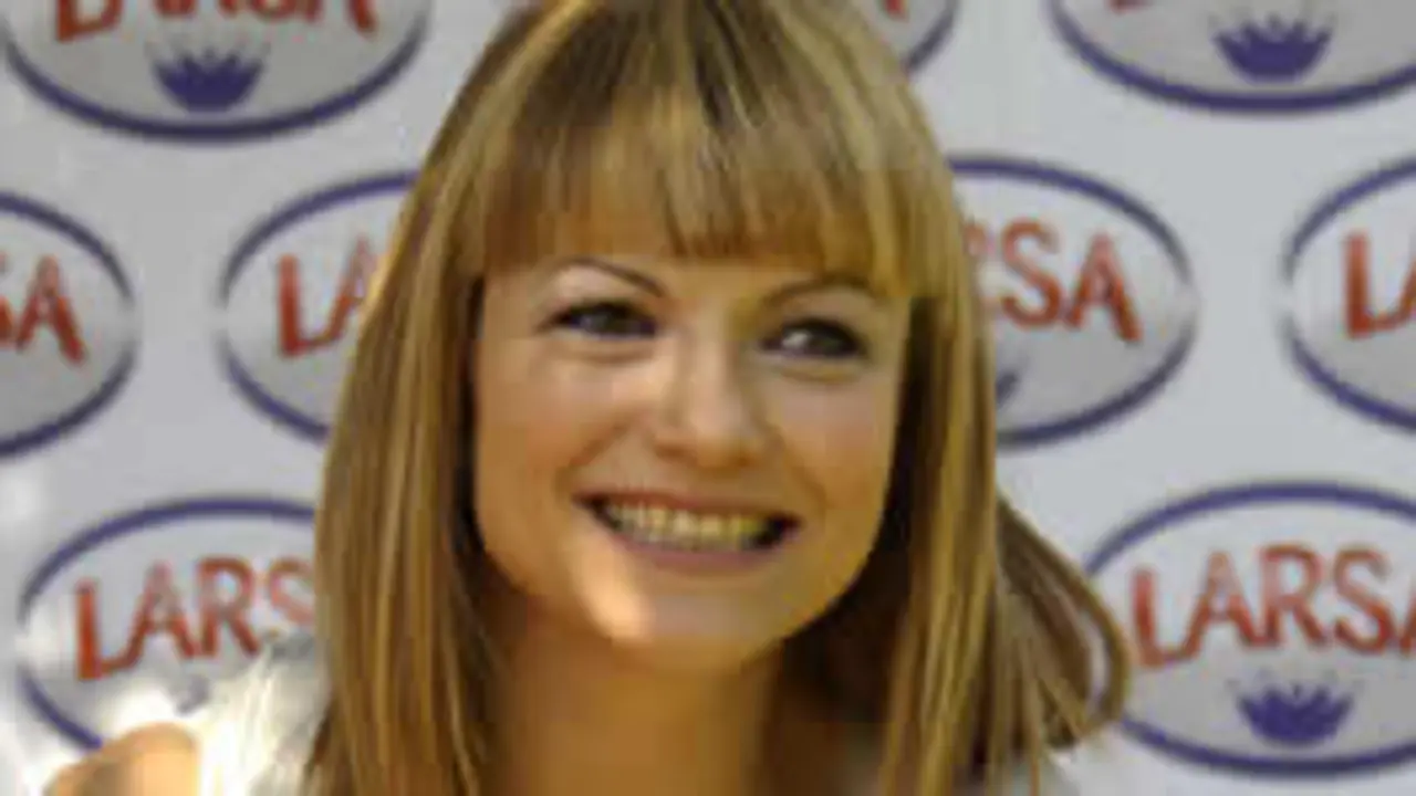 Isabel Blanco_faldon.jpg