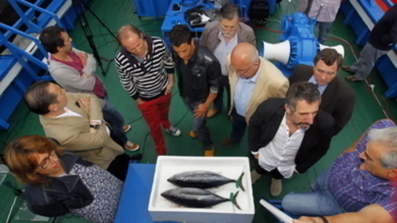 Presentación, a bordo del barco museo 'Virgen del Carmen' (Foto: EPL / JOSÉ Mª ÁLVEZ)