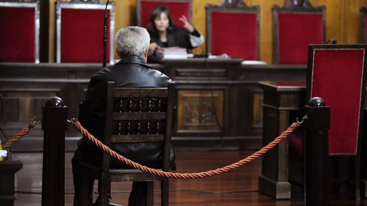 Un hombre de 72 años acusado de un delito continuado de incendio forestal, como presunto autor de tres incendios