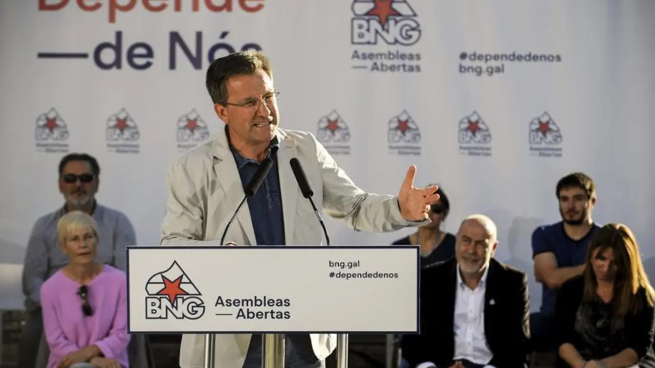 El portavoz nacional del BNG, Xavier Vence, durante su intervención en un mitin de su organización en Allariz