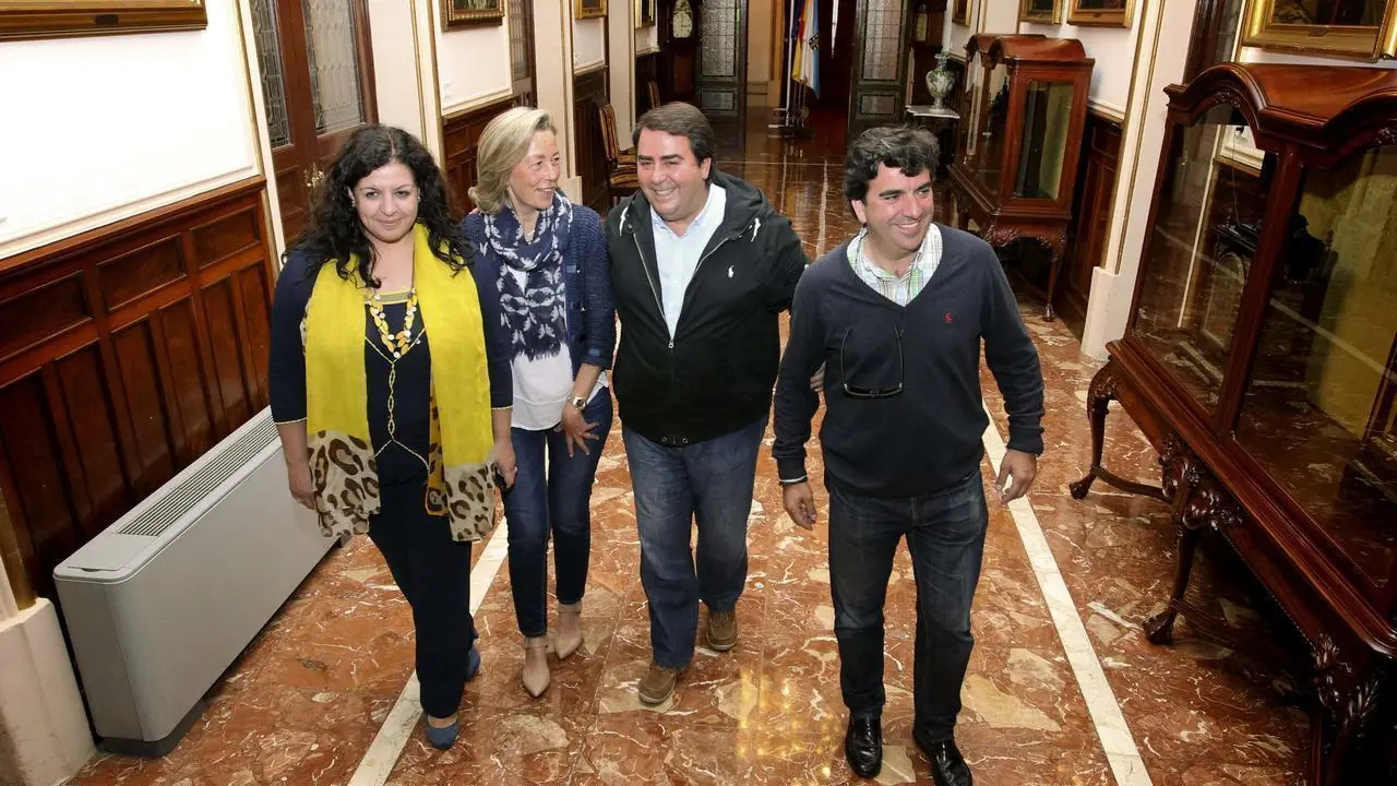 Negreira y varios concejales de A Coruña