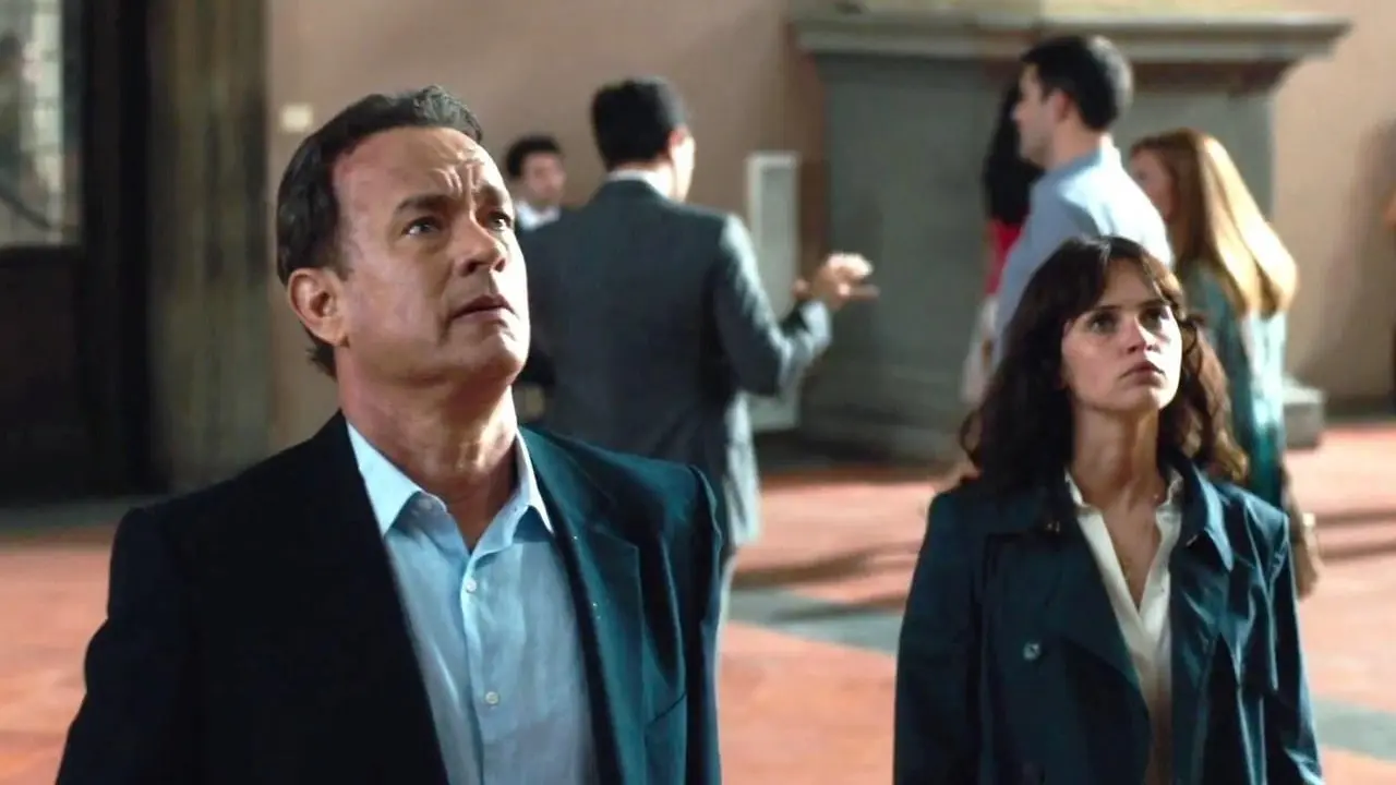 Tom Hanks y Felicity Jones, en 'Inferno'; una de las películas que se pueden ver con descuento