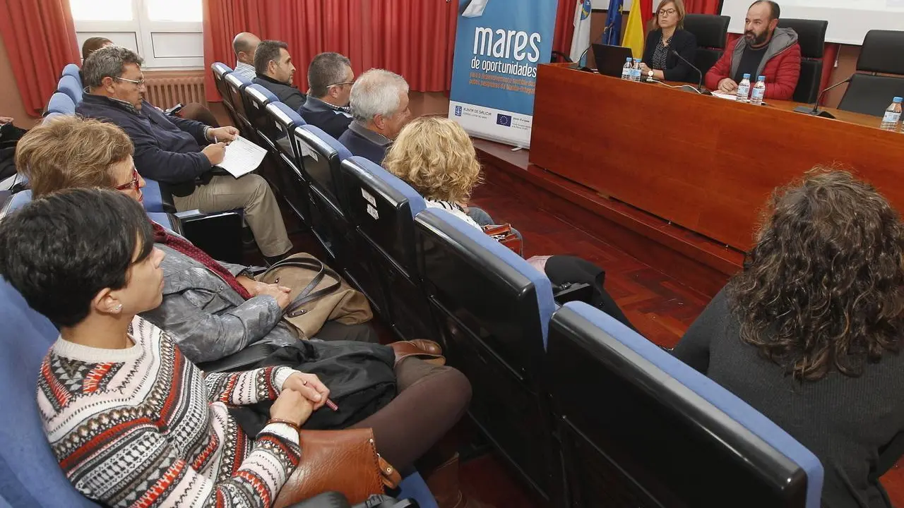 Presentación del plan de promoción y dimamización del Galp, en la cofradía de Celeiro