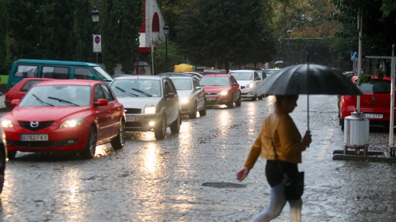 Un día de lluvia en Pontevedra. RAFA FARIÑA (ARCHIVO)