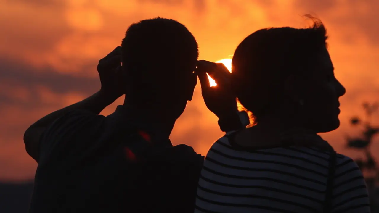 Dos jóvenes gallegos. J. VÁZQUEZ