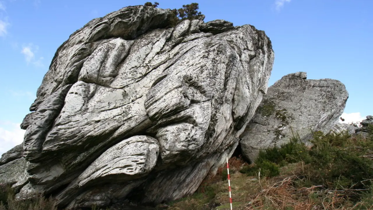 Abrigo de Pena Grande, en Santaballa. CRISTINA PÉREZ