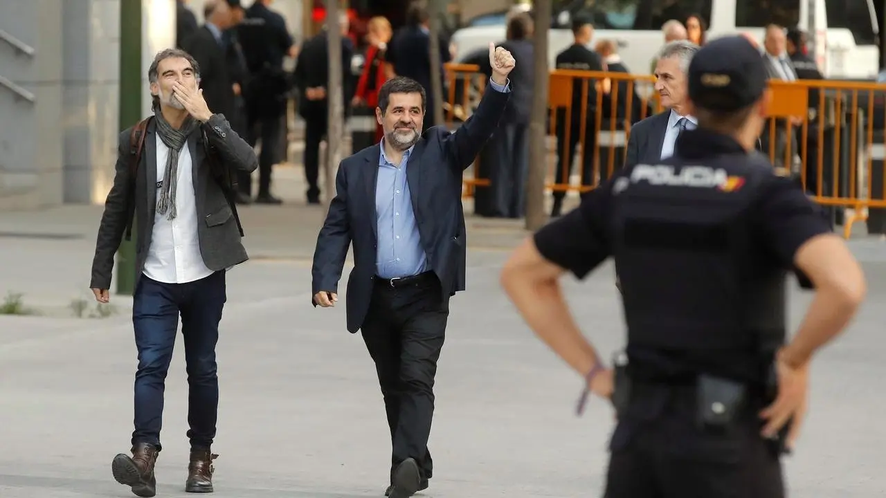 Jordi Cuixart Jordi Sànchez, a su llegada a al Audiencia Nacional