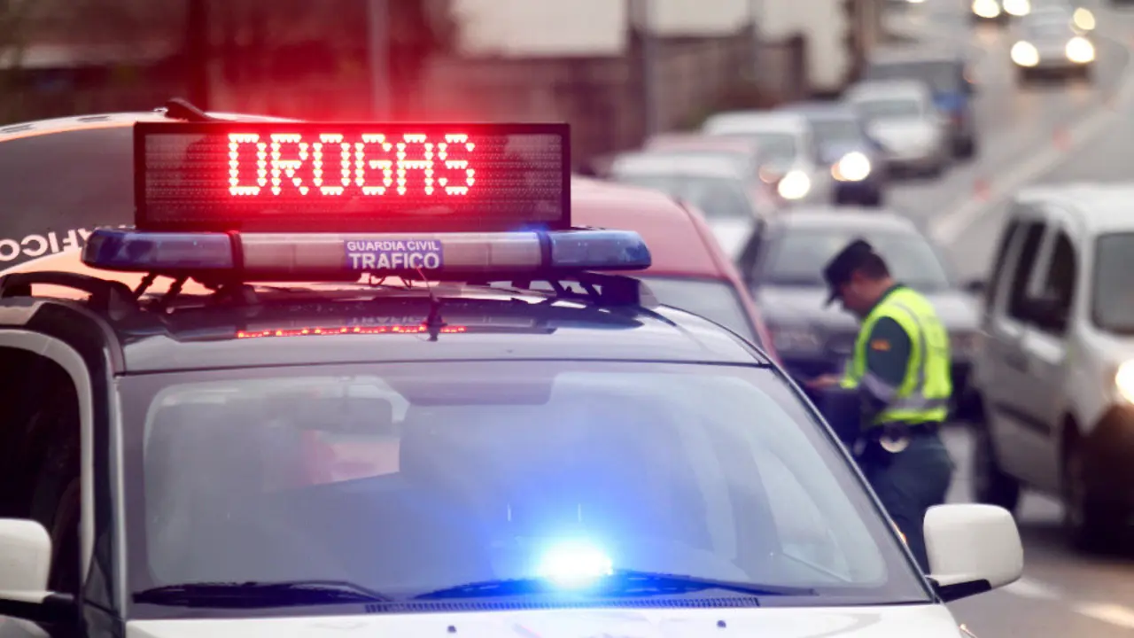 Control de alcohol y drogas de la Guardia Civil. ARCHIVO