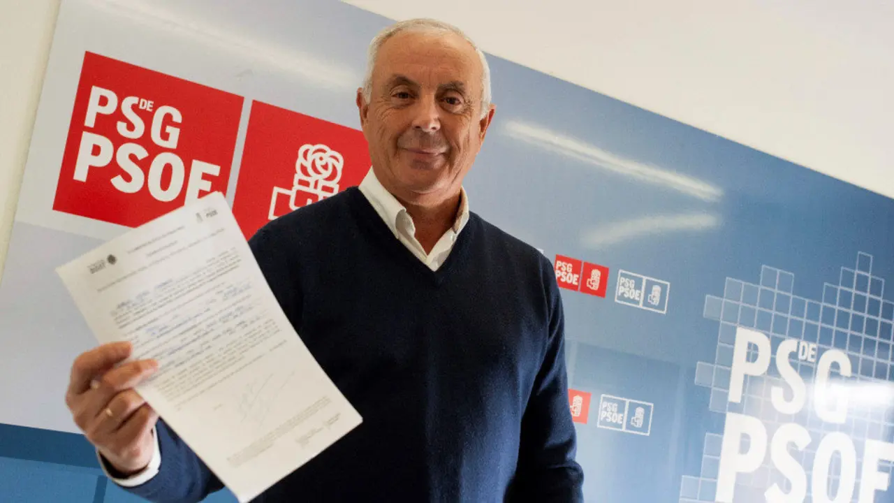 Pachi Vázquez durante la presentación de su candidatura para las primarias del PSdeG de Ourense. BRAIS LORENZO (EFE)