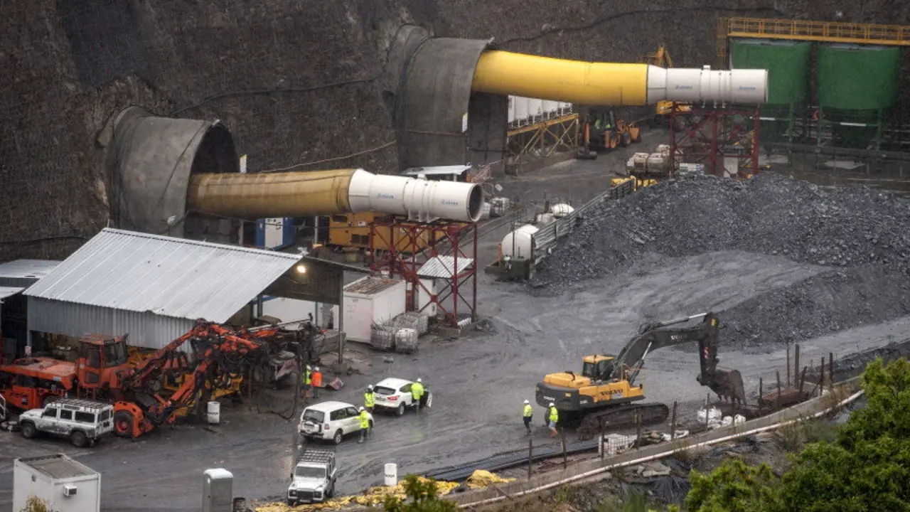 Túnel del Ave en Laza, en 2015. BRAIS LORENZO