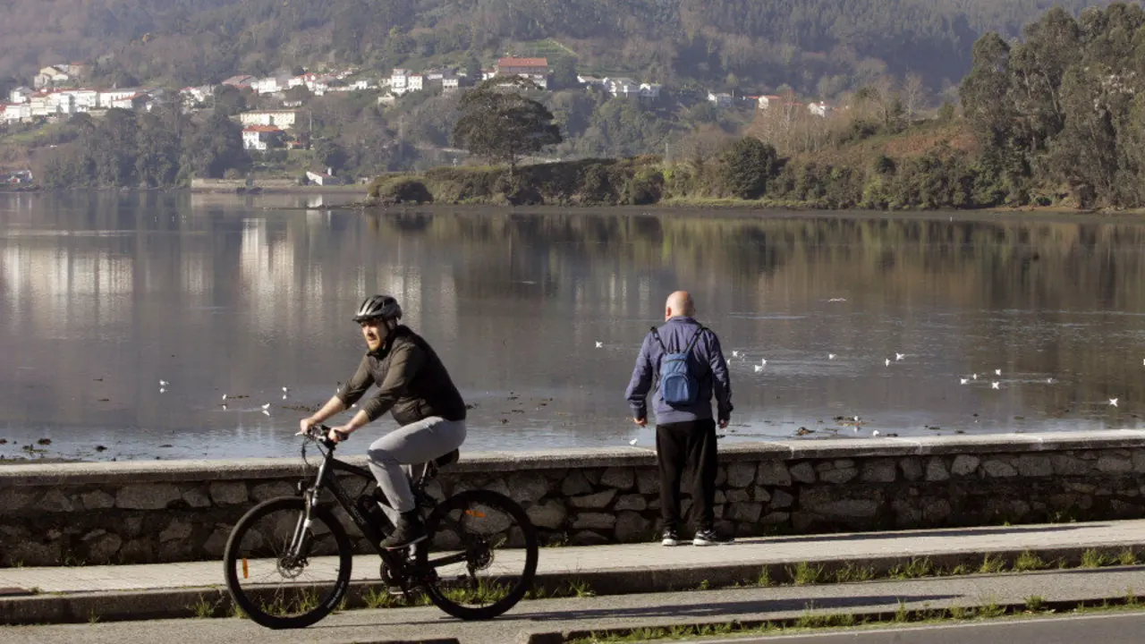 Este domingo se esperan cielos despejados en casi toda Galicia. AEP