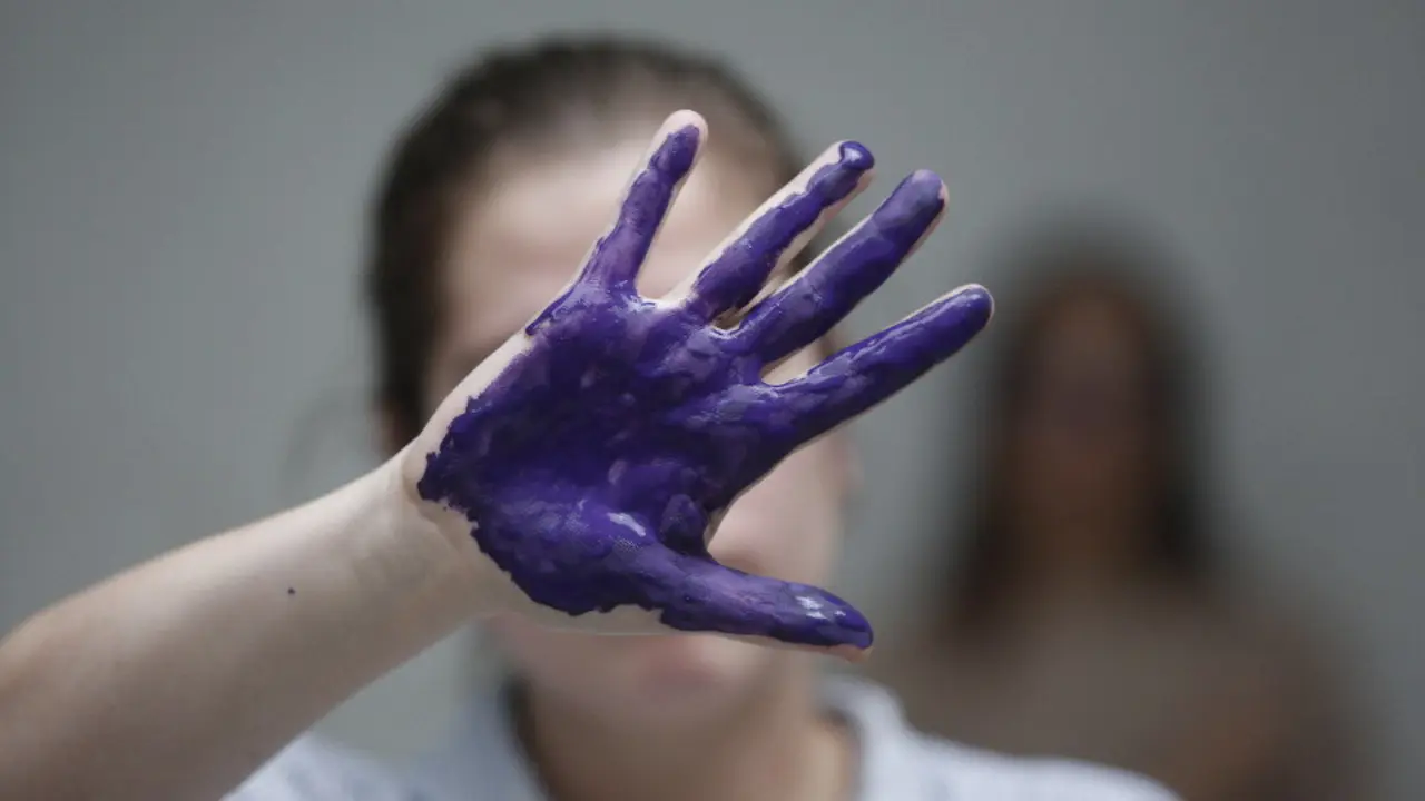 Foto de archivo en contra da violencia machista. JAVIER CERVERA-MERCADILLO