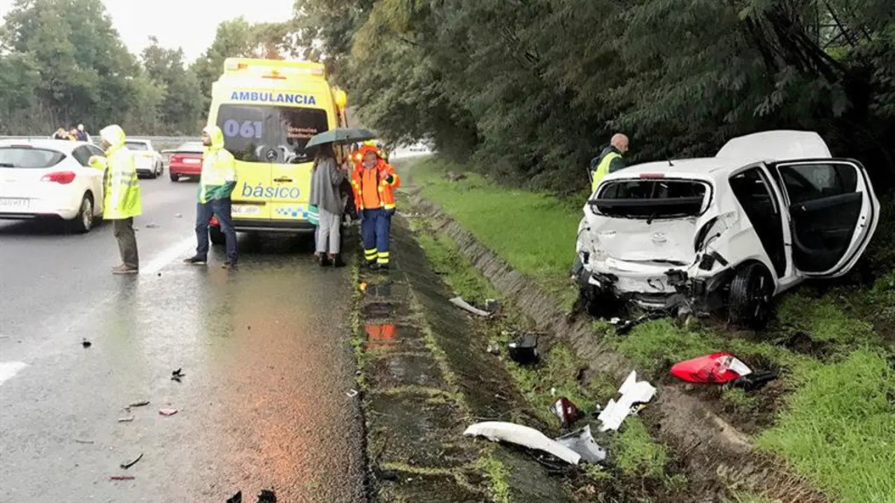 Accidente en la A-55, a la altura de Tui. SXENICK (EFE)