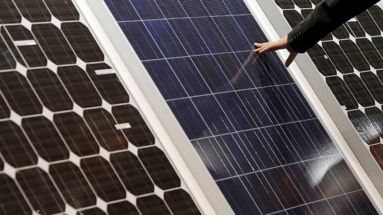 Placas fotovoltaicas. KAI FÖRSTERLING (EFE)