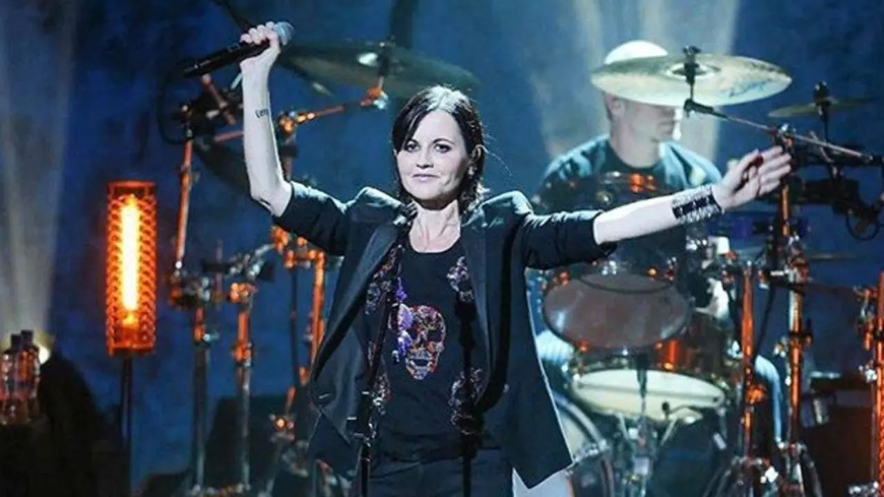 Dolores O'Riordan, vocalista y líder del grupo irlandés The Cranberries. INSTAGRAM