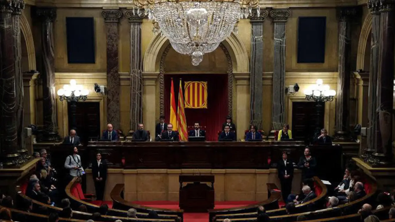 Plano general del Parlament durante la sesión de este miércoles. ALBERTO ESTÉVEZ