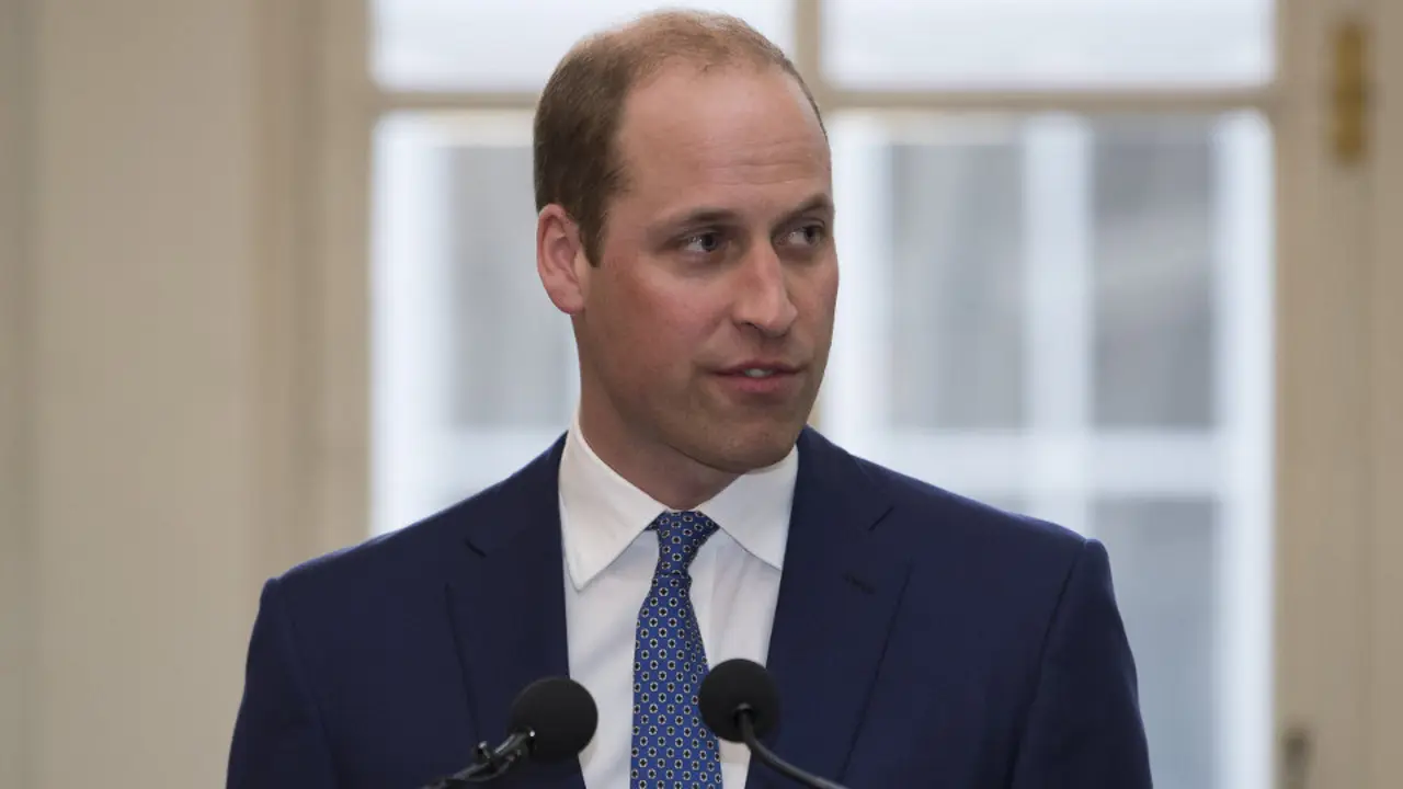 El príncipe Guillermo, durante una recepción en la Embajada británica de París. ARCHIVO