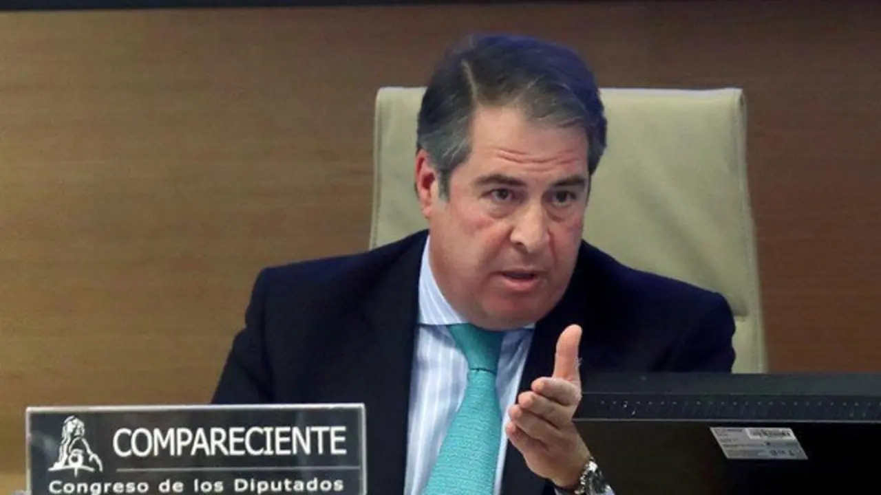 Gregorio Serrano, este lunes en el Congreso. KIKO HUESCA (EFE)