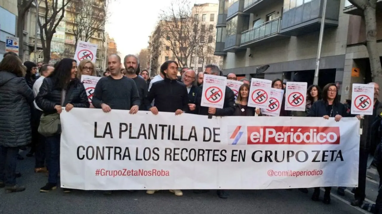 Concentración de trabajadores de El Periódico contra el Ere. TWITTER