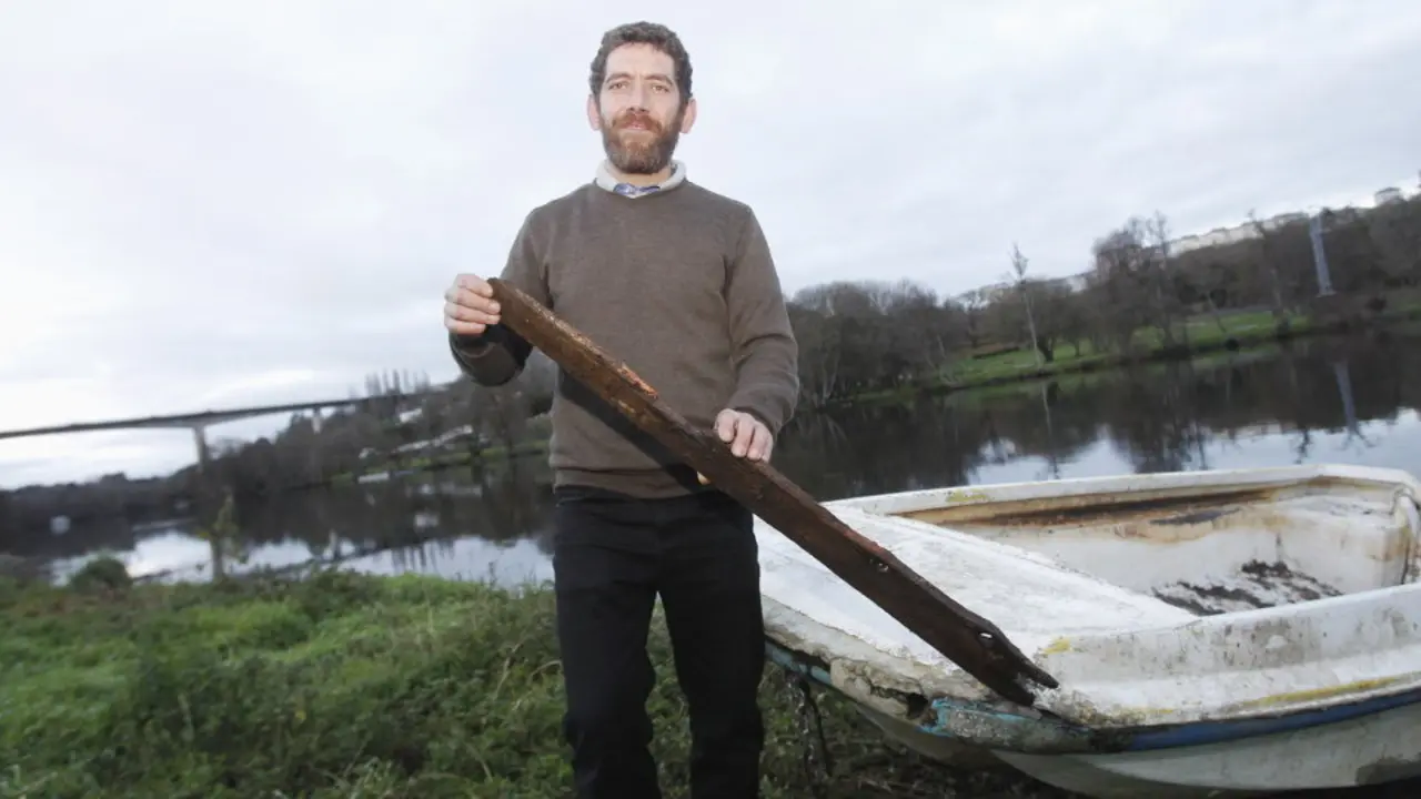 Uno de los dos héroes lucenses que rescataron a una mujer que se cayó desde el Puente Nuevo. VICTORIA RODRÍGUEZ