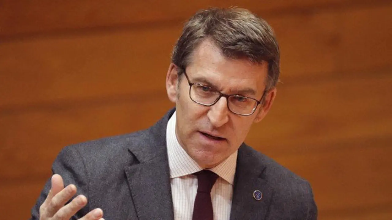Alberto Núñez Feijóo en el pleno del Parlamento de Galicia. LAVANDEIRA JR.