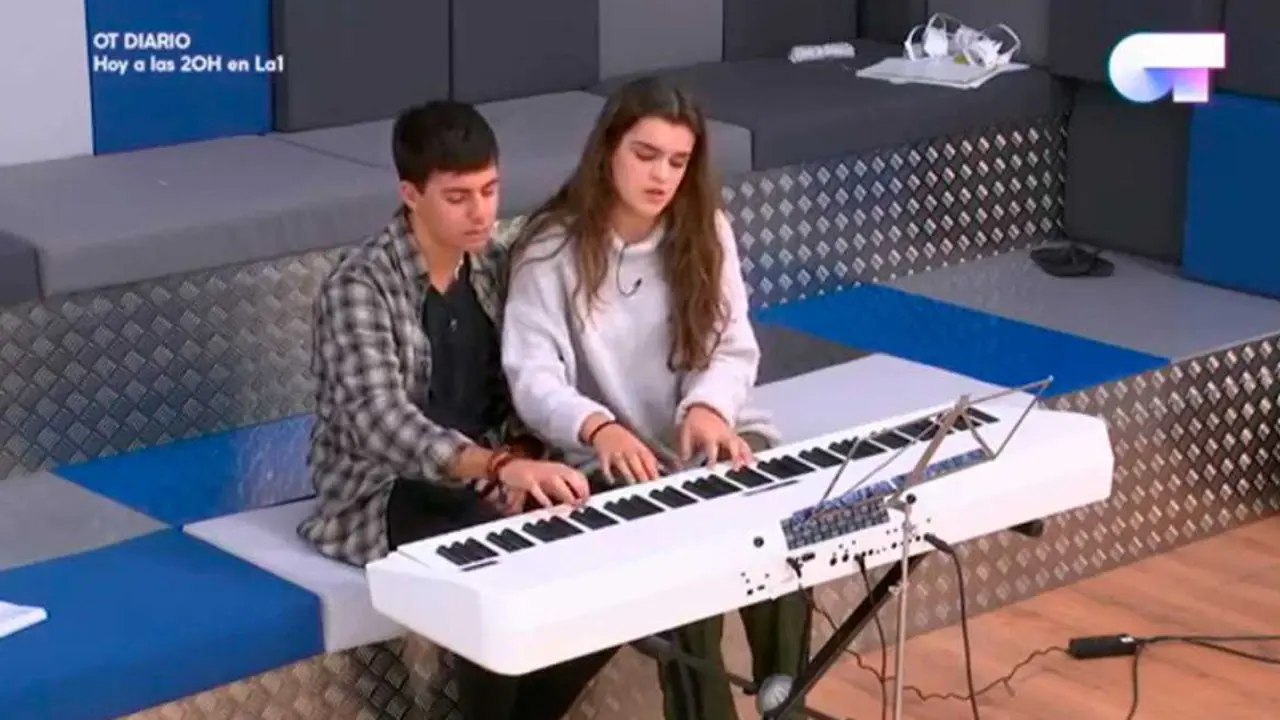 Alfred y Amaia. OPERACIÓN TRIUNFO