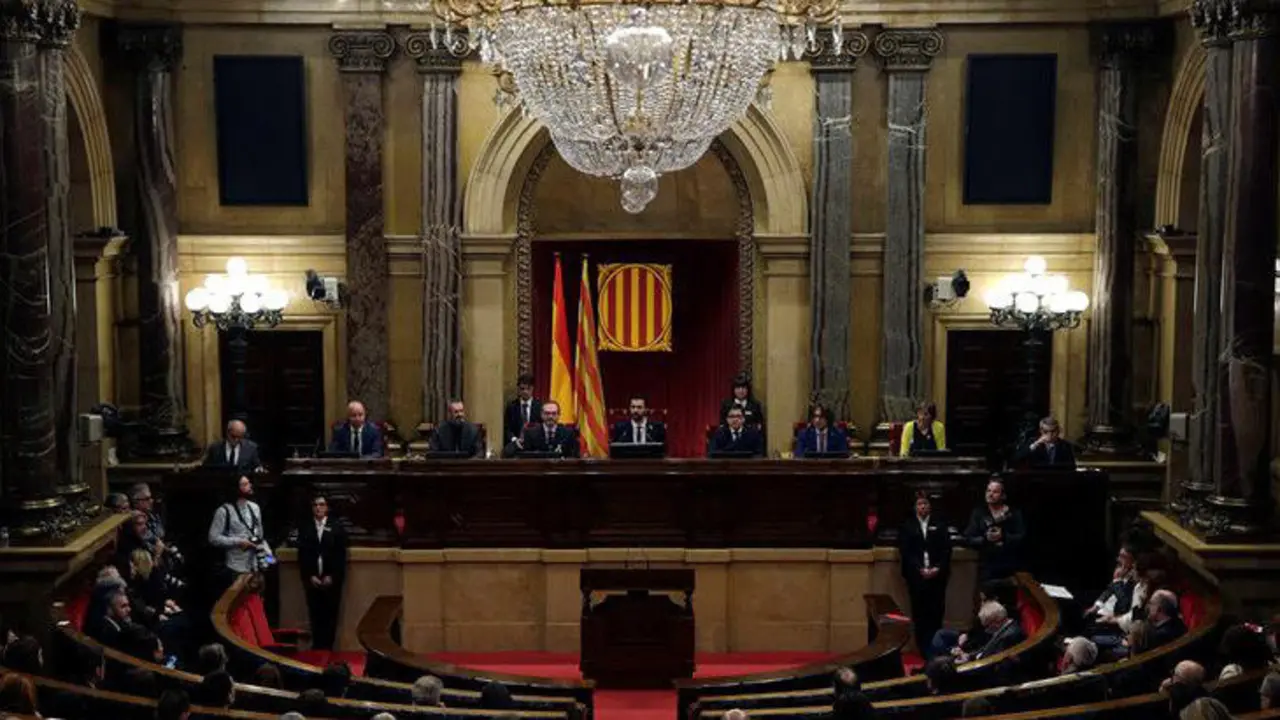 Plano general del Parlament durante la sesión de este miércoles. ALBERTO ESTÉVEZ