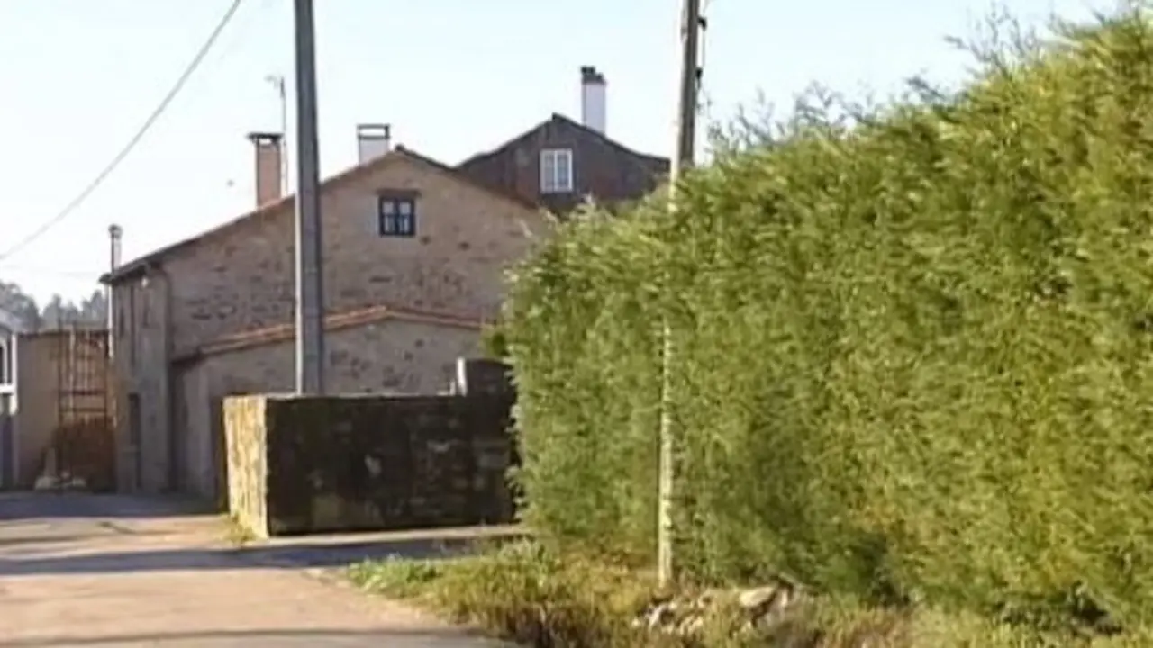 Vivenda asaltada en Cuntis. TVG