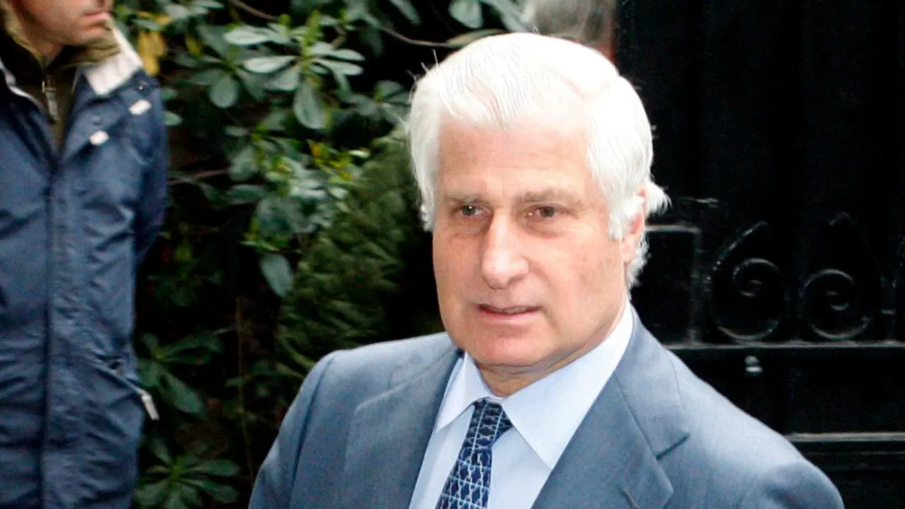 Carlos Fitz-James Stuart. EP