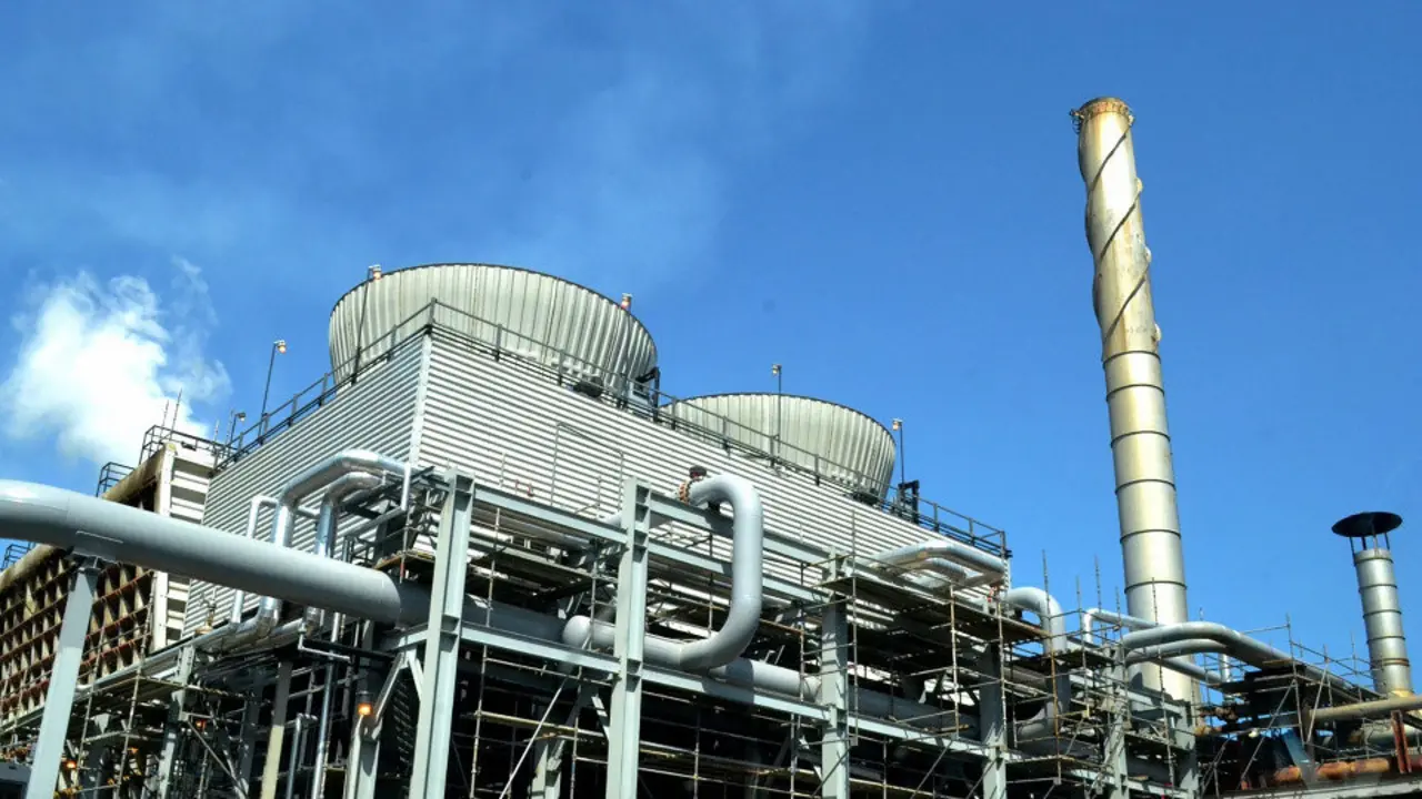 Unha refinaría de petróleo en Venezuela